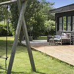 Cozy Vacation Very Close To The Holiday home *