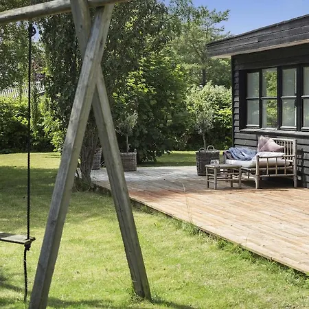 Cozy Vacation Very Close To The Holiday home *