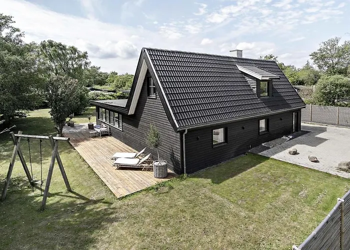 Cozy Vacation Very Close To The